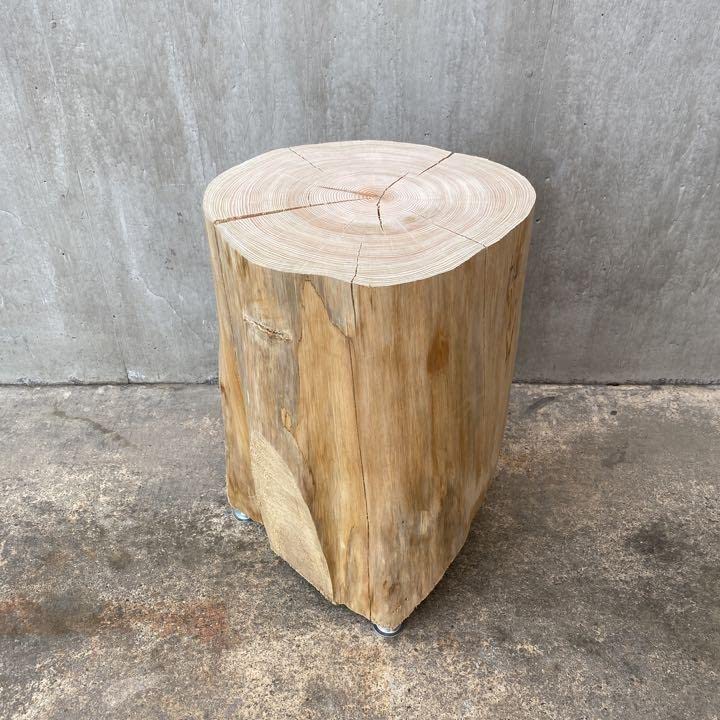 ☆一点物☆即日発送可☆ヒノキの切り株のオブジェ 丸太椅子 スツール ディスプレイ Amazon.co.jp: 一点物可ヒノキの切り株のオブジェ 丸太椅子 スツール